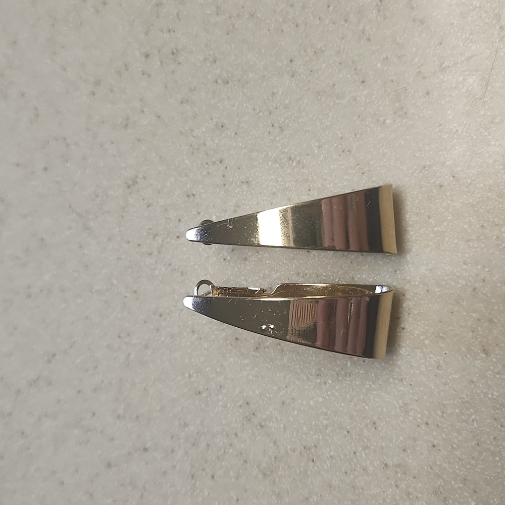Gold Oval Hoop Earrings, GUC